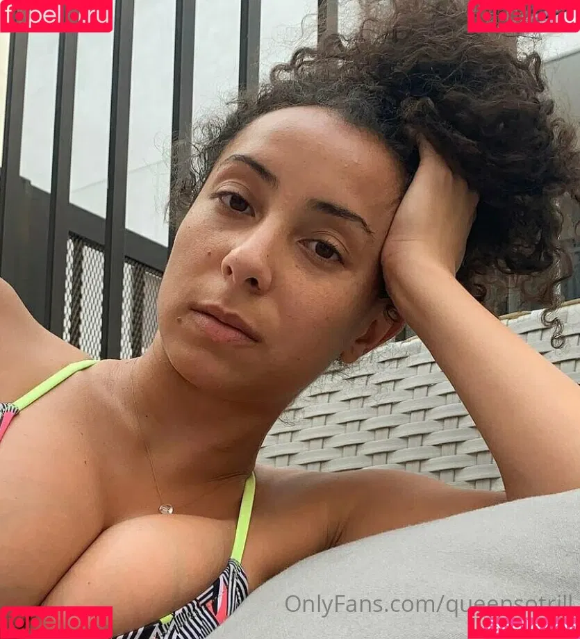 QueenSoTrill Onlyfans Photo Gallery 