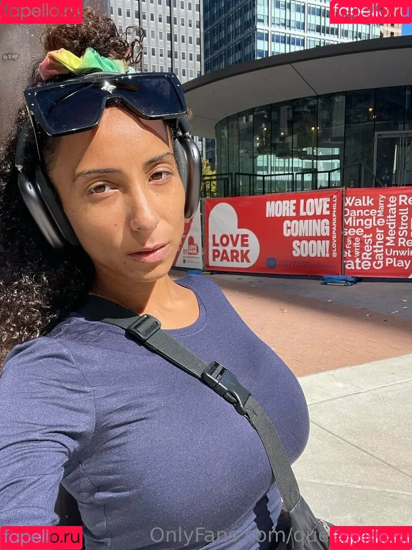 QueenSoTrill Onlyfans Photo Gallery 