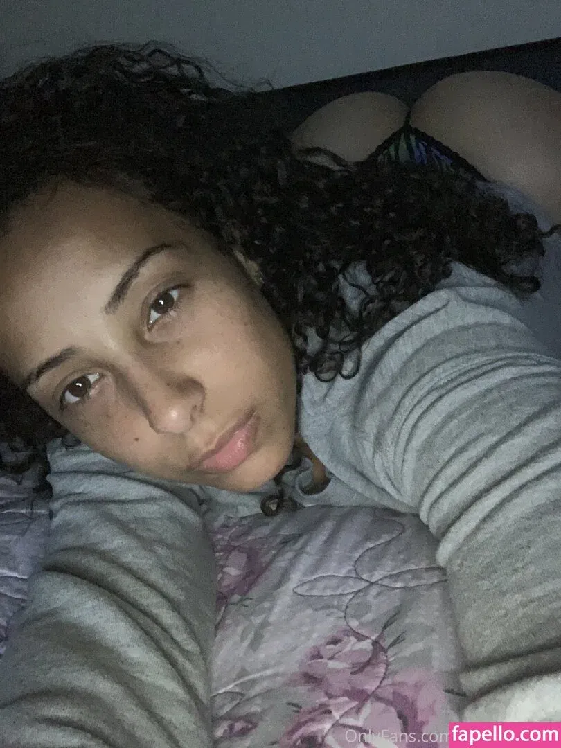 QueenSoTrill Onlyfans Photo Gallery 