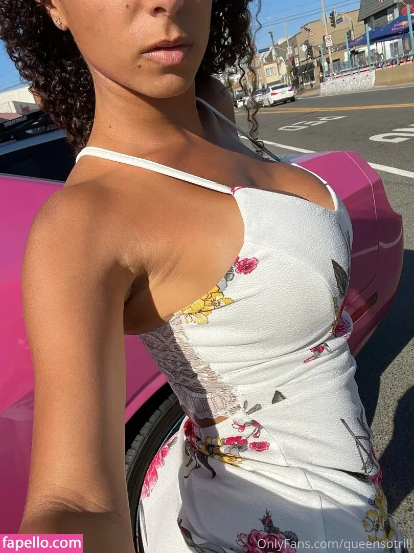 QueenSoTrill Onlyfans Photo Gallery 