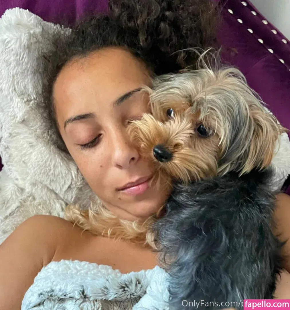 QueenSoTrill Onlyfans Photo Gallery 