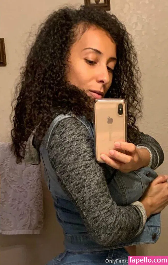 QueenSoTrill Onlyfans Photo Gallery 