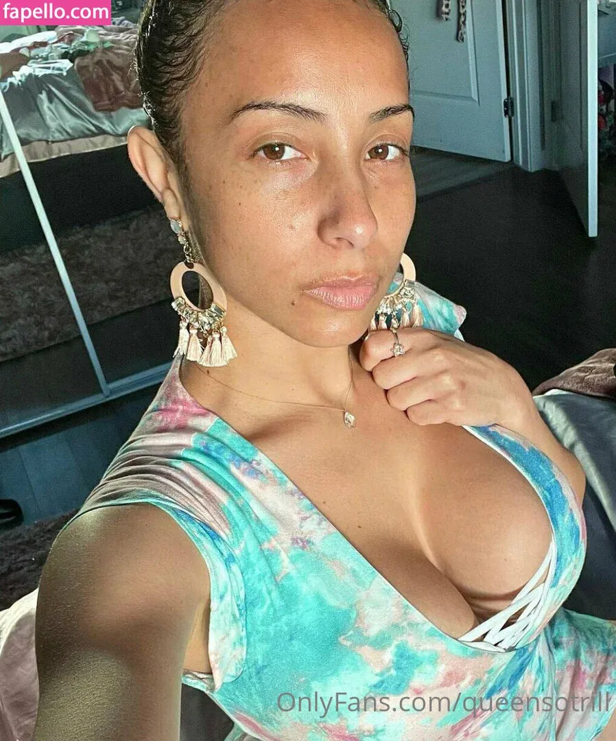 QueenSoTrill Onlyfans Photo Gallery 