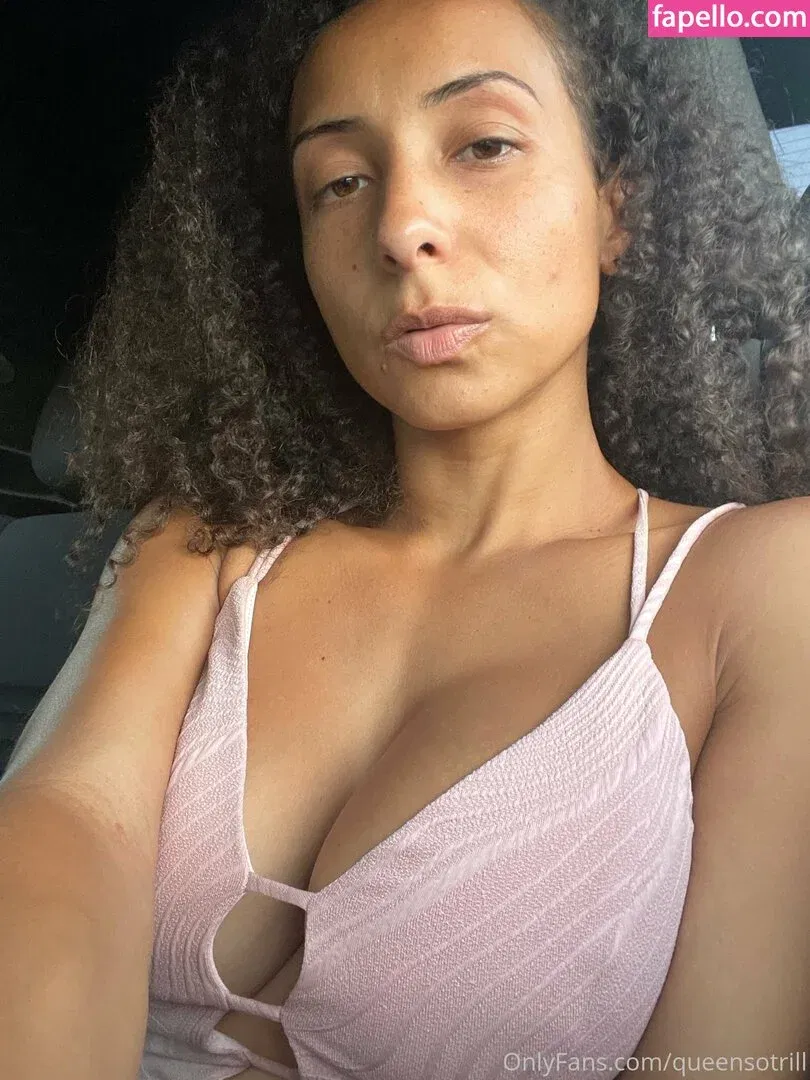 QueenSoTrill Onlyfans Photo Gallery 