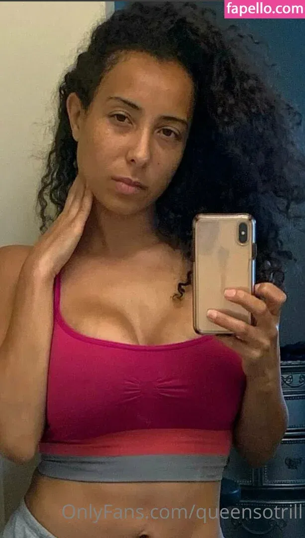 QueenSoTrill Onlyfans Photo Gallery 