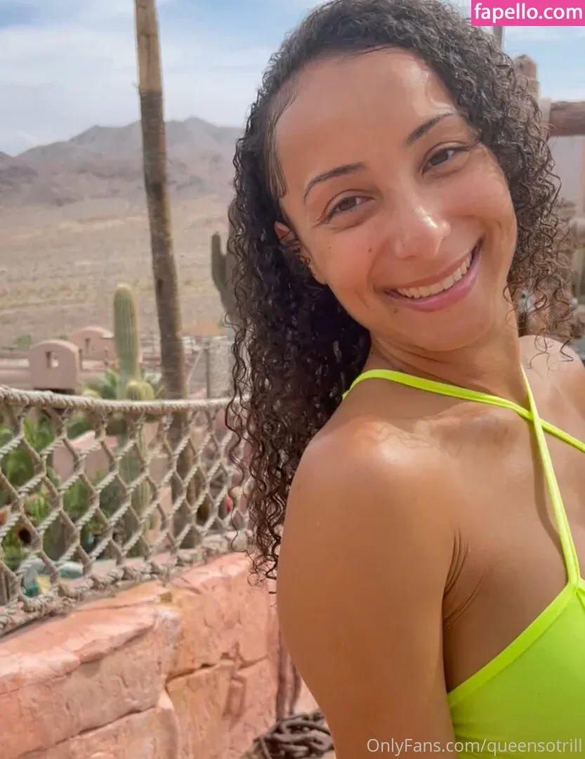 QueenSoTrill Onlyfans Photo Gallery 