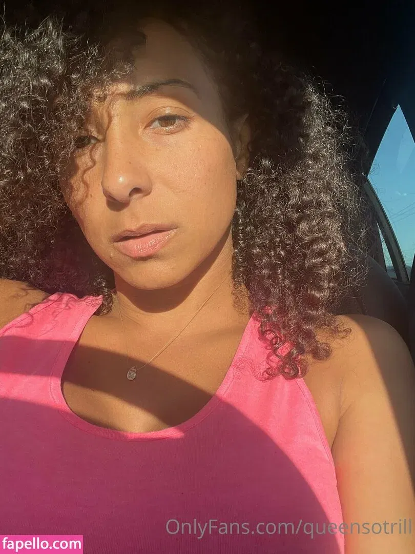 QueenSoTrill Onlyfans Photo Gallery 