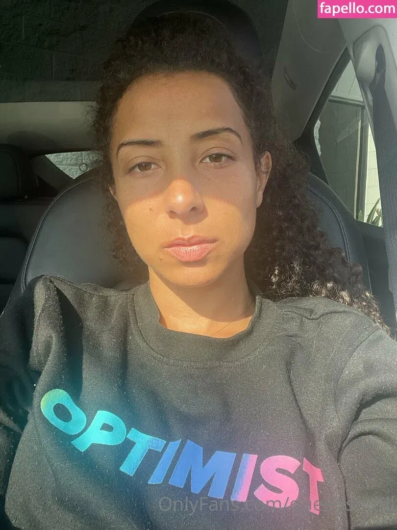 QueenSoTrill Onlyfans Photo Gallery 