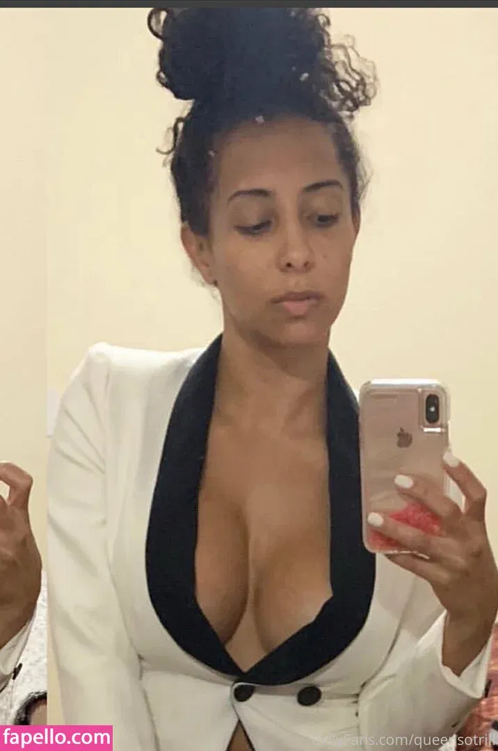QueenSoTrill Onlyfans Photo Gallery 