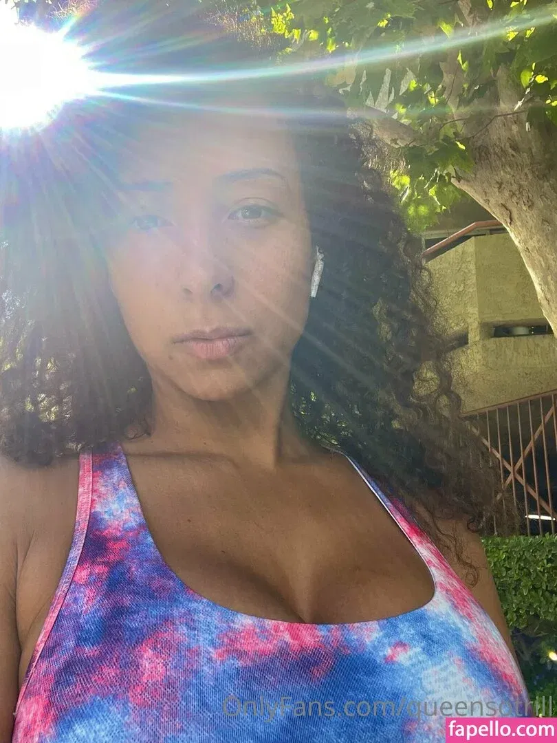 QueenSoTrill Onlyfans Photo Gallery 