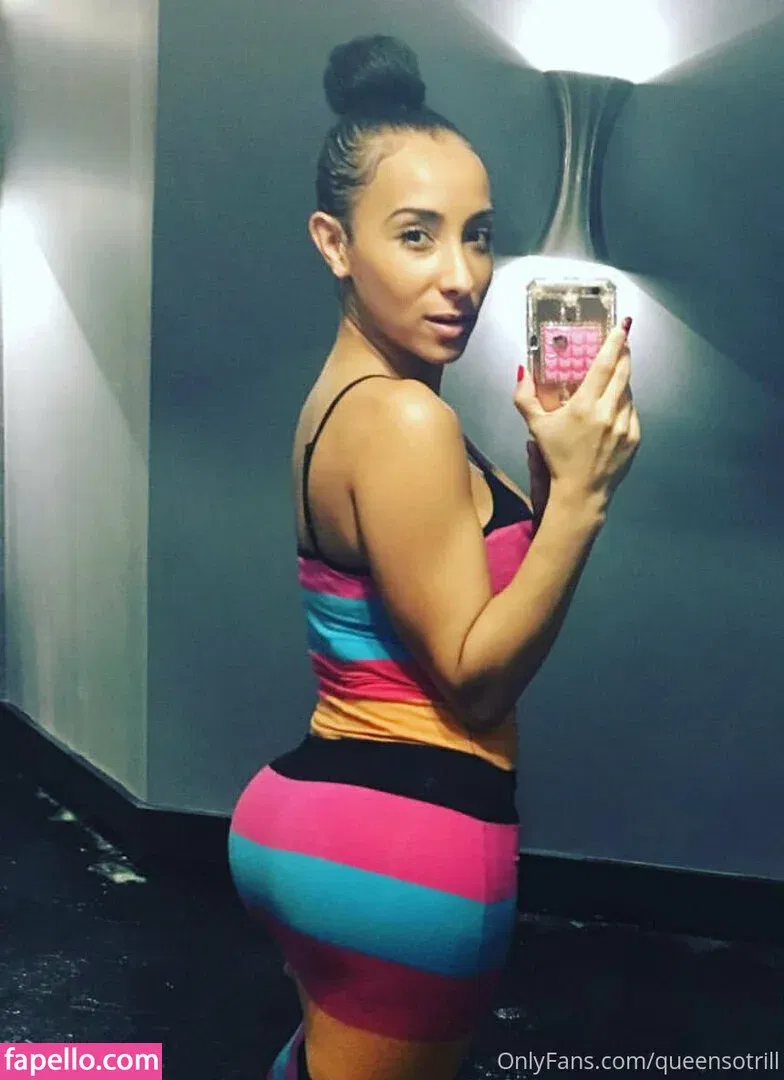 QueenSoTrill Onlyfans Photo Gallery 