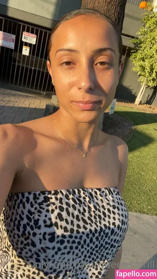 QueenSoTrill Onlyfans Photo Gallery 