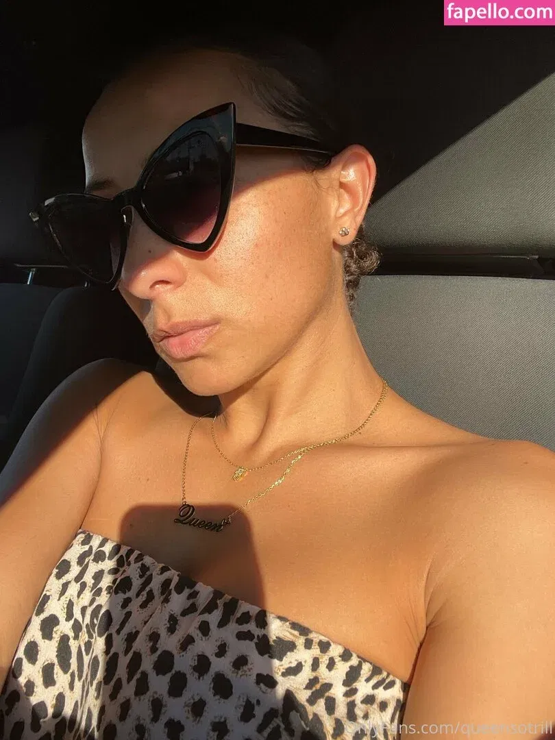 QueenSoTrill Onlyfans Photo Gallery 