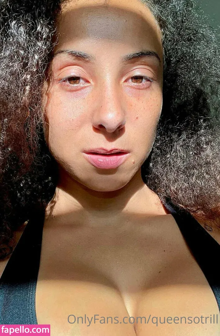 QueenSoTrill Onlyfans Photo Gallery 