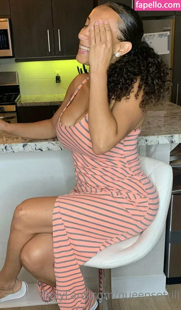 QueenSoTrill Onlyfans Photo Gallery 