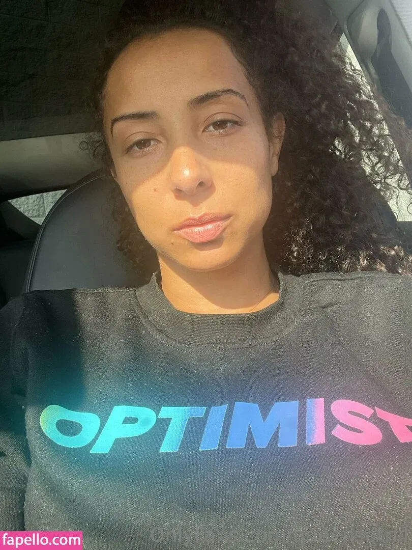 QueenSoTrill Onlyfans Photo Gallery 