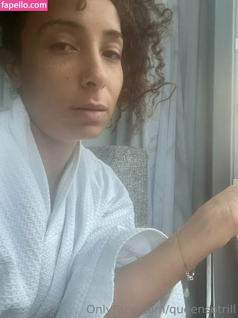 QueenSoTrill Onlyfans Photo Gallery 
