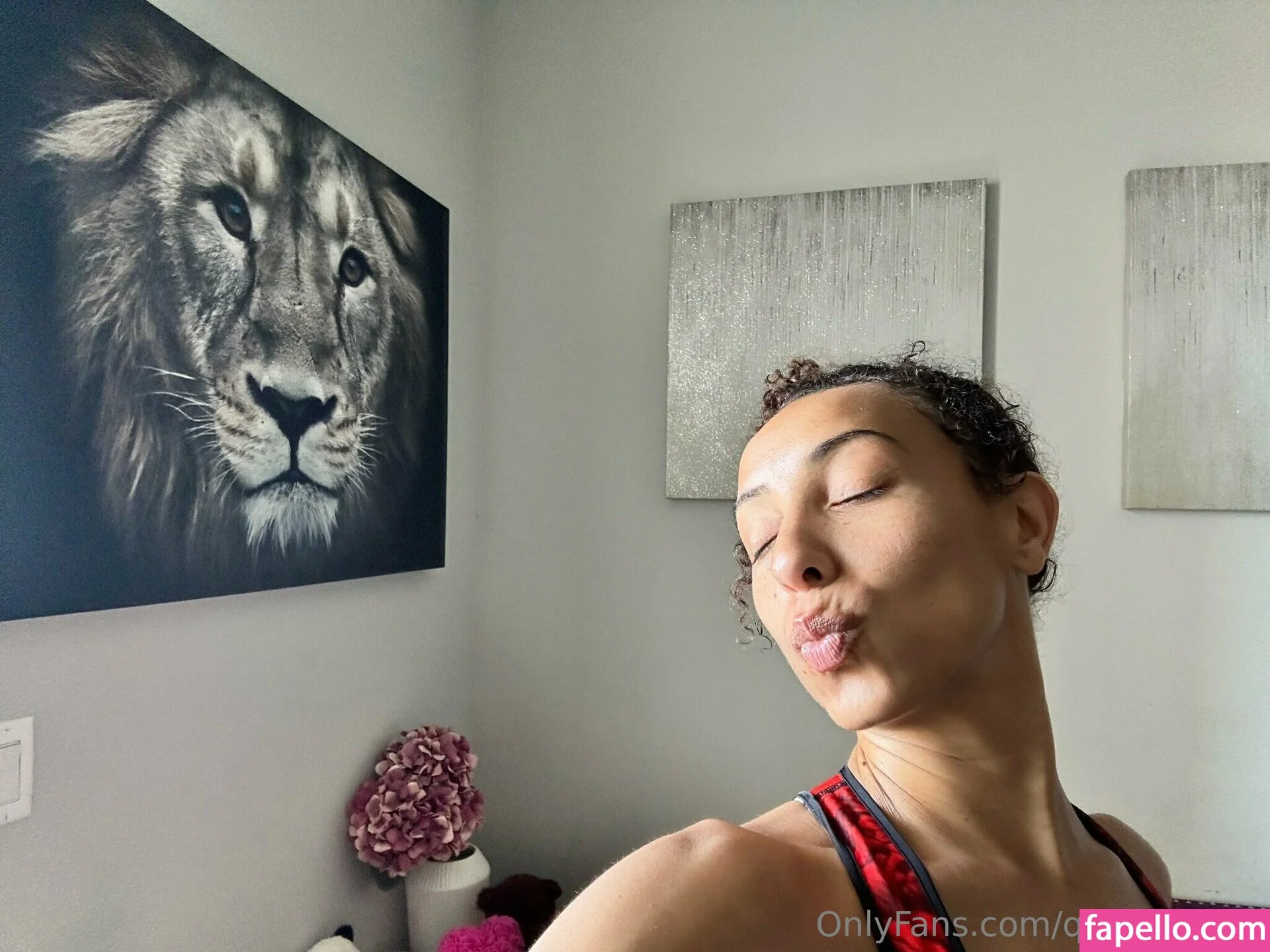 QueenSoTrill Onlyfans Photo Gallery 