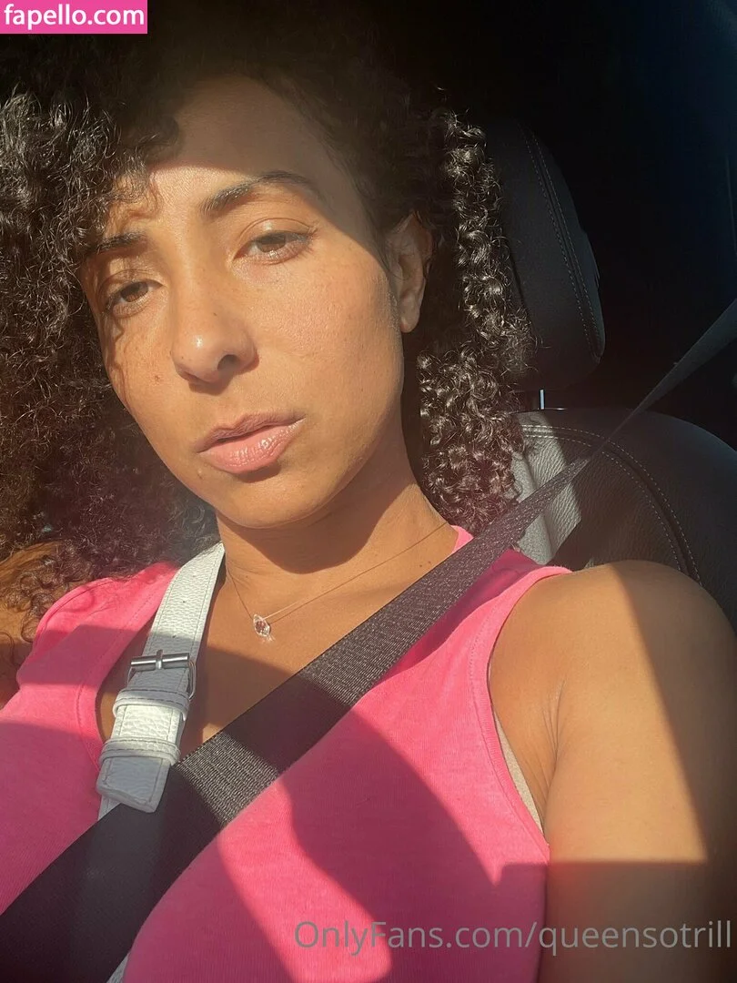 QueenSoTrill Onlyfans Photo Gallery 