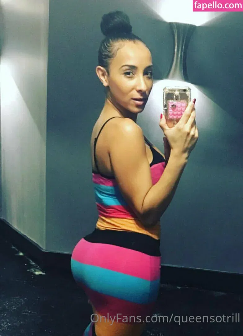 QueenSoTrill Onlyfans Photo Gallery 