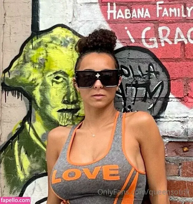 QueenSoTrill Onlyfans Photo Gallery 