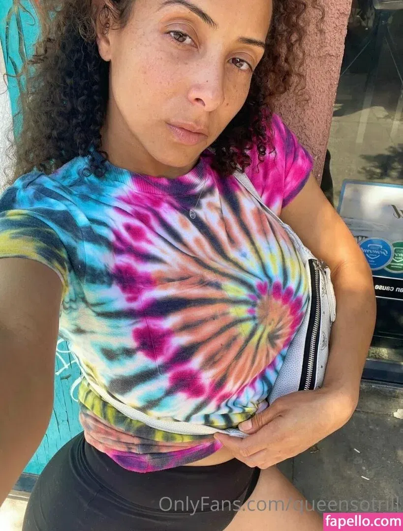 QueenSoTrill Onlyfans Photo Gallery 