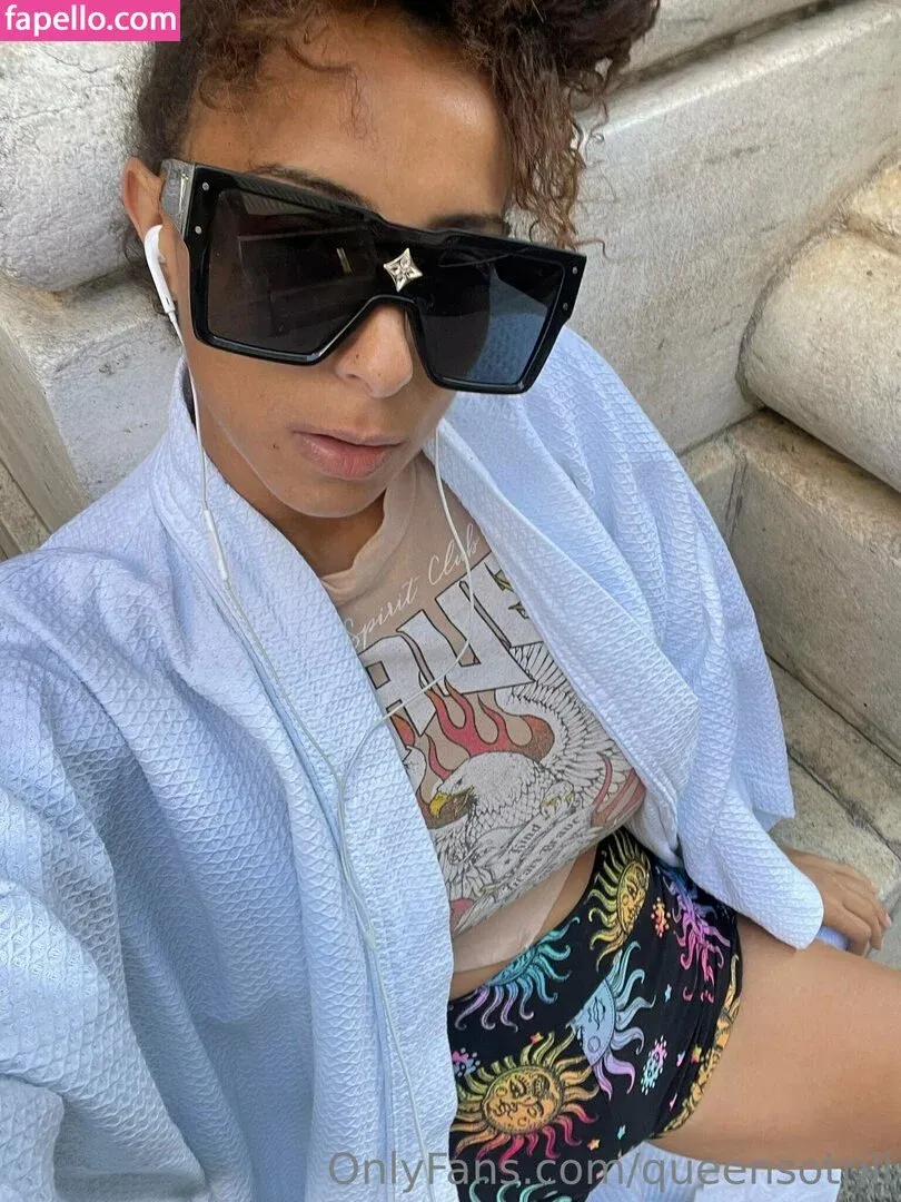 QueenSoTrill Onlyfans Photo Gallery 