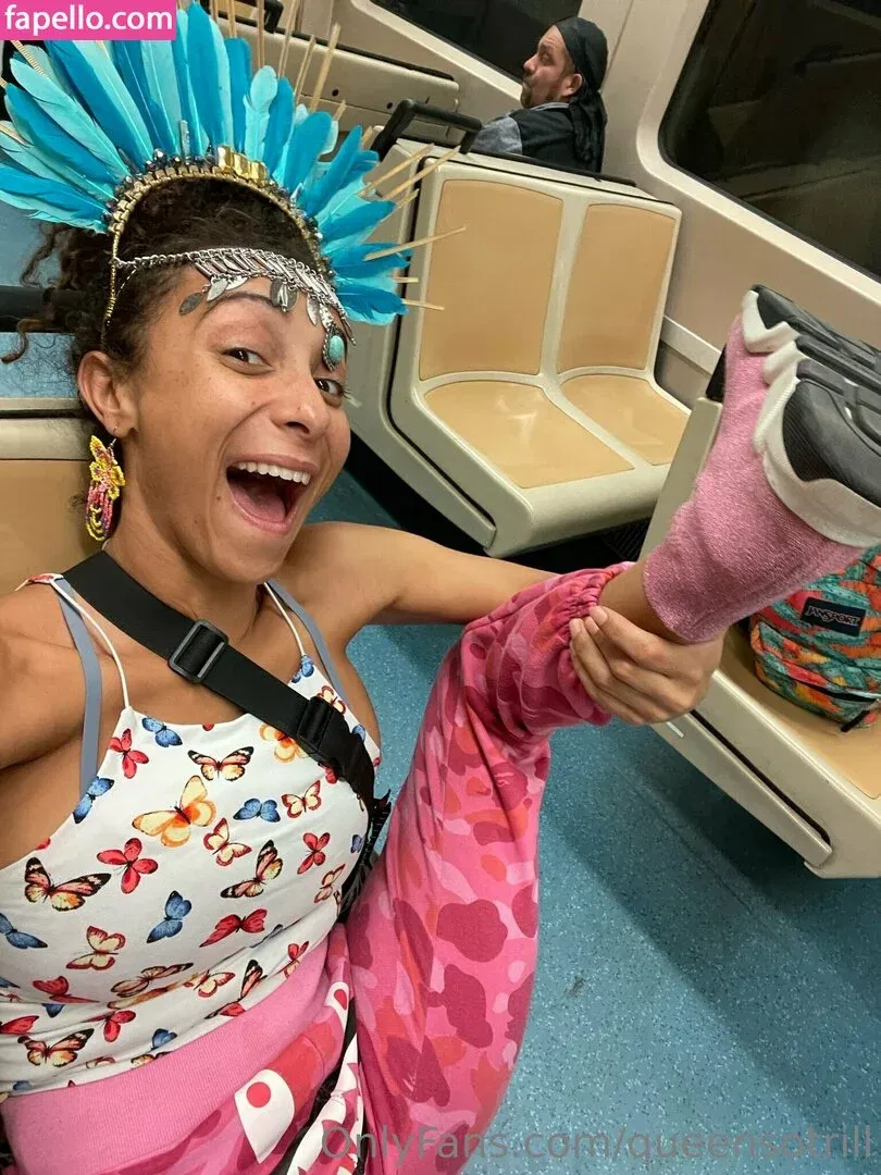 QueenSoTrill Onlyfans Photo Gallery 