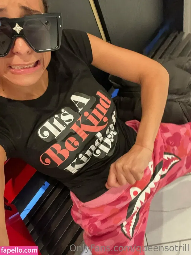 QueenSoTrill Onlyfans Photo Gallery 