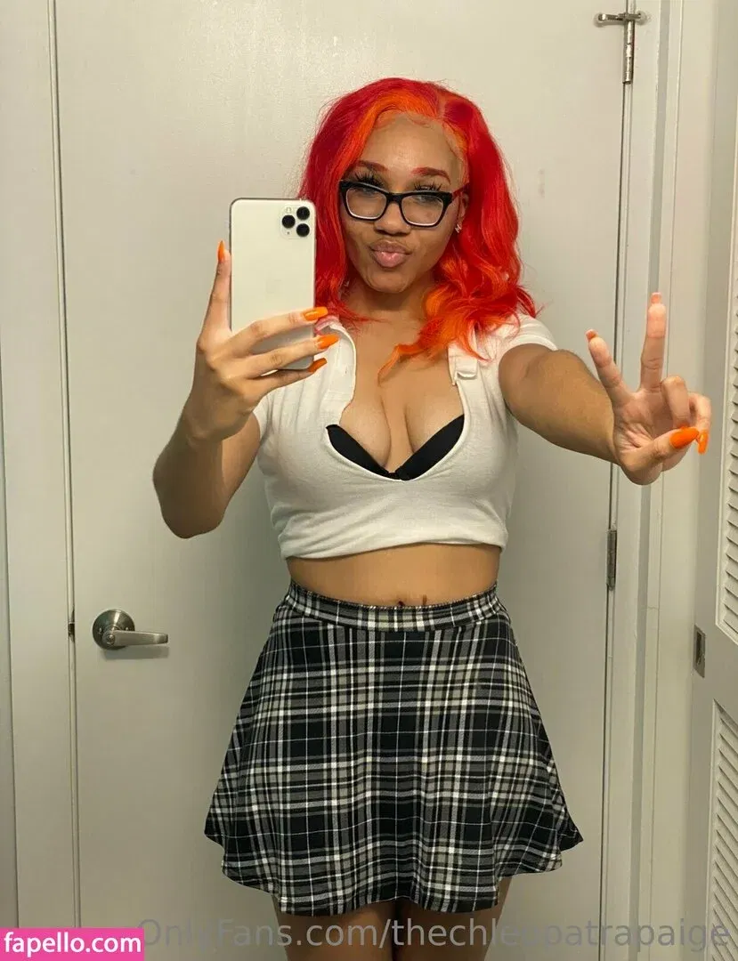 thechleopatrapaige Onlyfans Photo Gallery 