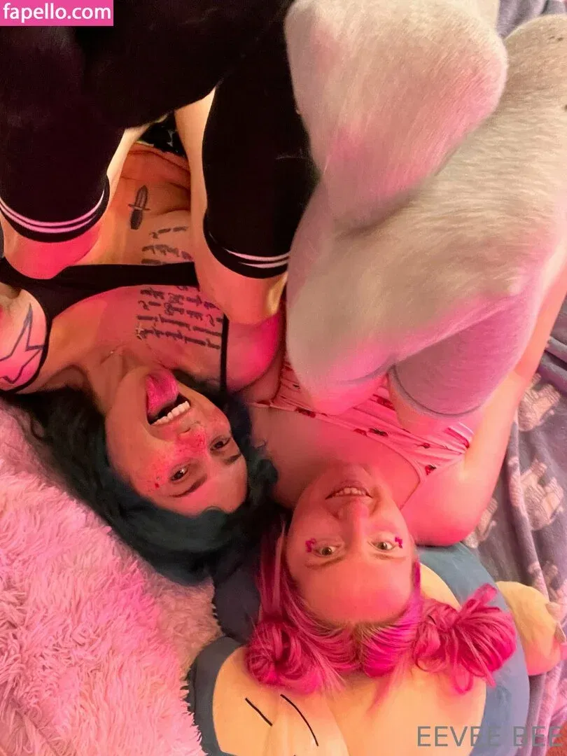 Eevee Bee Onlyfans Photo Gallery 