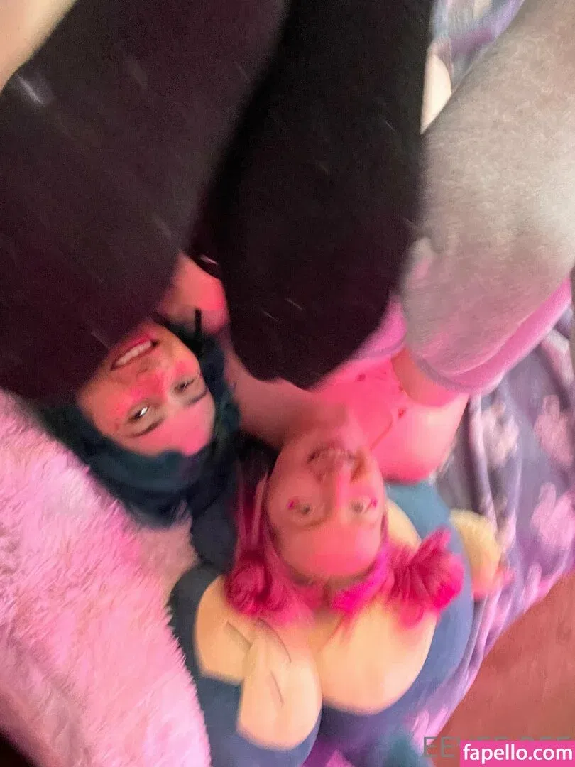 Eevee Bee Onlyfans Photo Gallery 