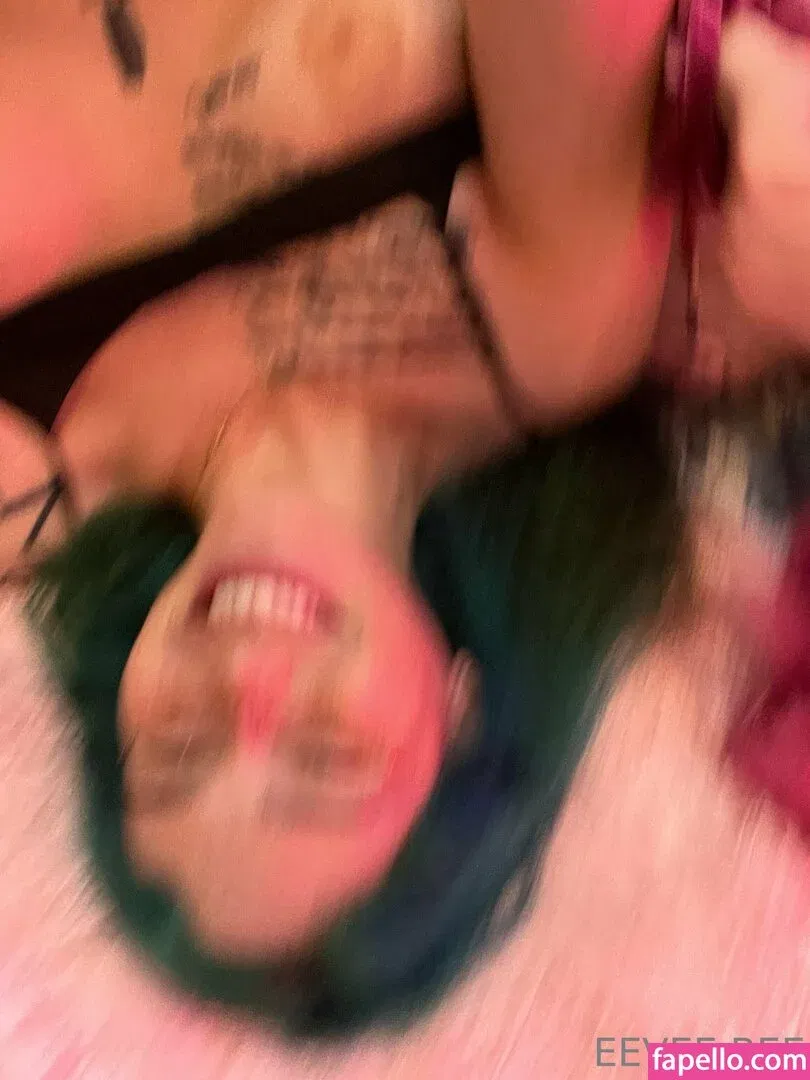 Eevee Bee Onlyfans Photo Gallery 