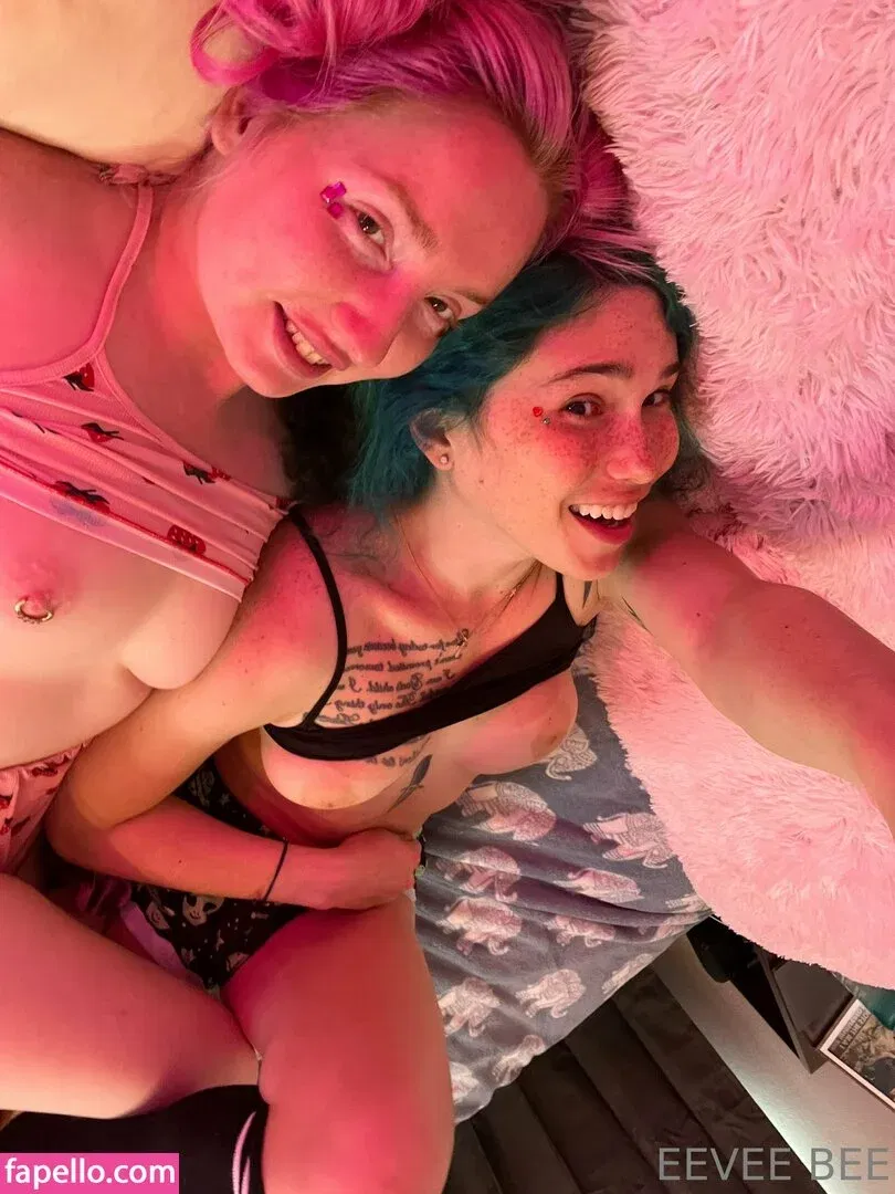 Eevee Bee Onlyfans Photo Gallery 