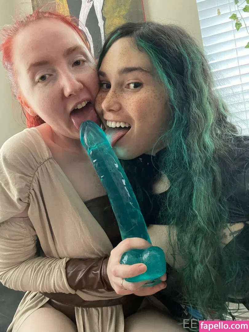 Eevee Bee Onlyfans Photo Gallery 