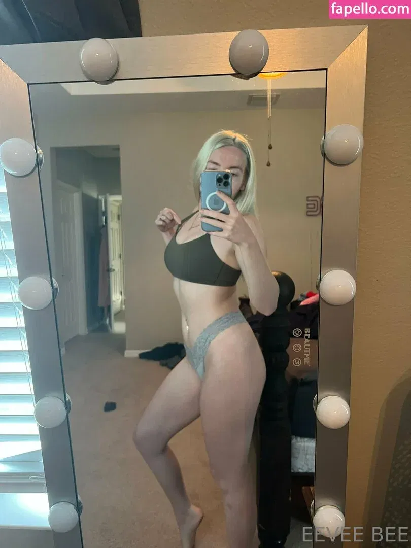Eevee Bee Onlyfans Photo Gallery 