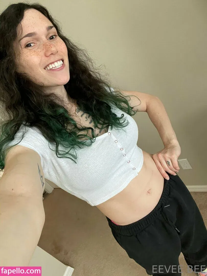 Eevee Bee Onlyfans Photo Gallery 