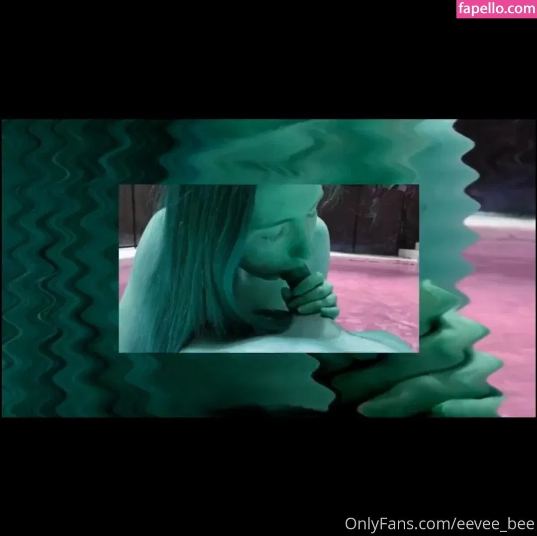 Eevee Bee Onlyfans Photo Gallery 