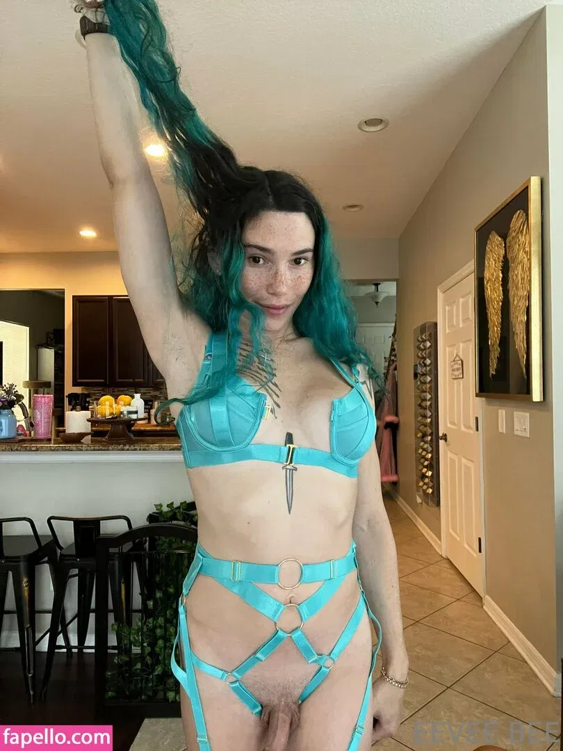 Eevee Bee Onlyfans Photo Gallery 