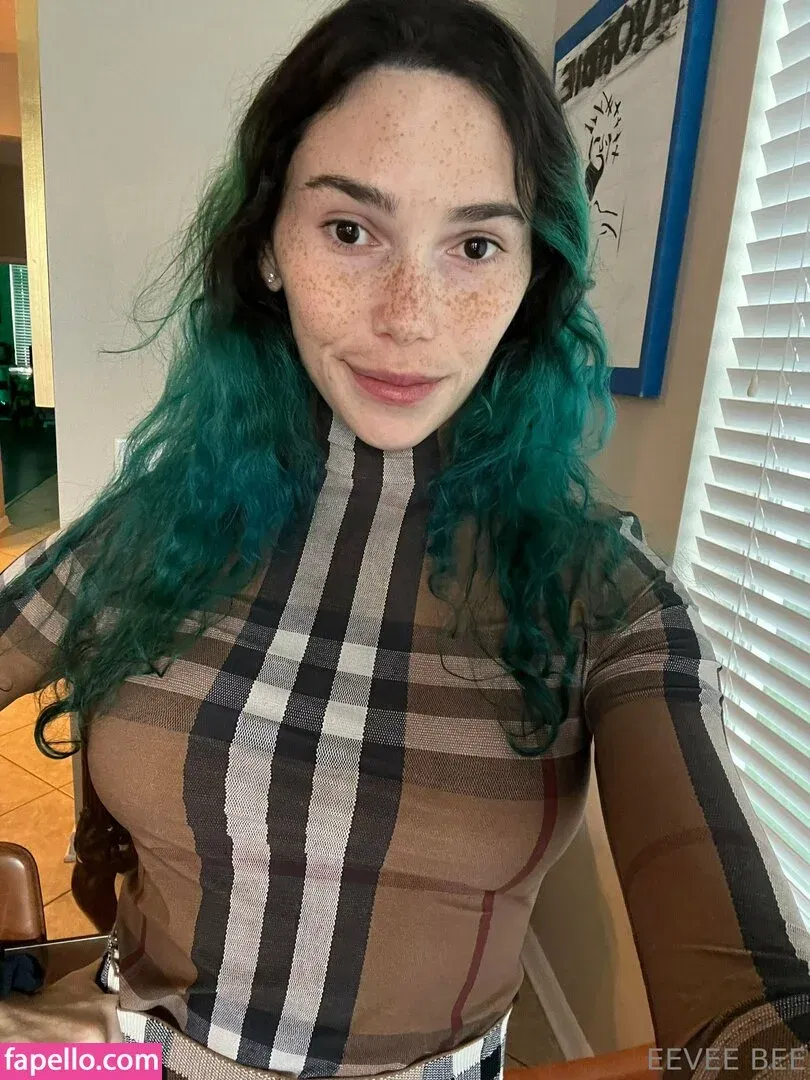 Eevee Bee Onlyfans Photo Gallery 