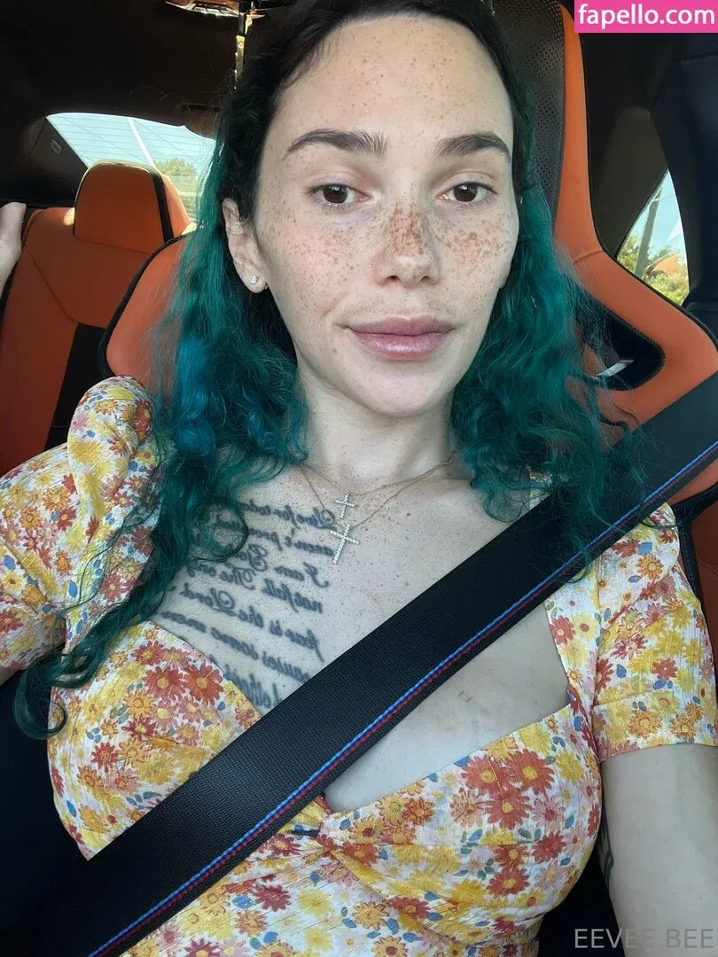 Eevee Bee Onlyfans Photo Gallery 