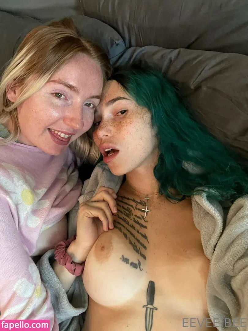 Eevee Bee Onlyfans Photo Gallery 