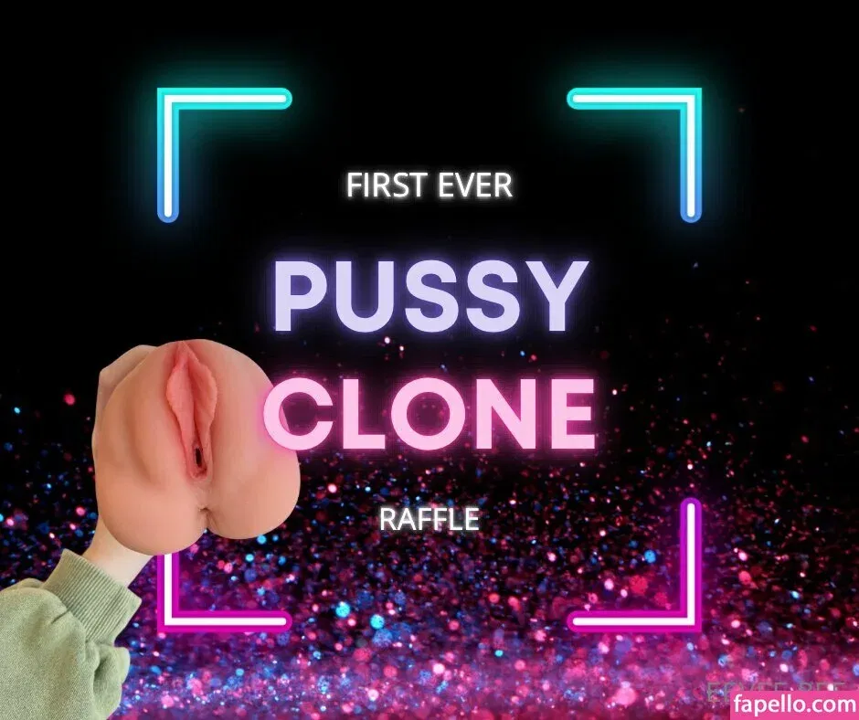 Eevee Bee Onlyfans Photo Gallery 