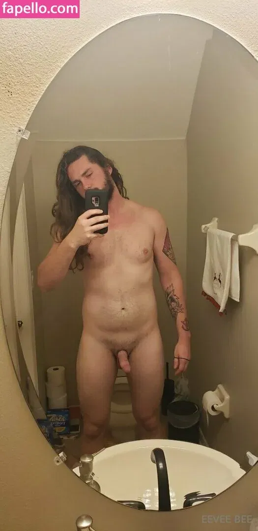 Eevee Bee Onlyfans Photo Gallery 