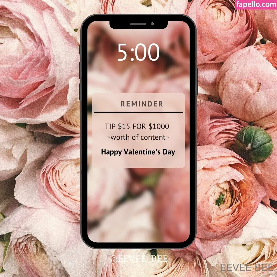 Eevee Bee Onlyfans Photo Gallery 