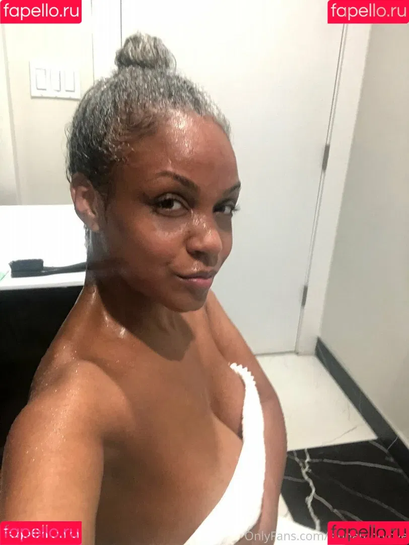 Sinnamon Love Onlyfans Photo Gallery 
