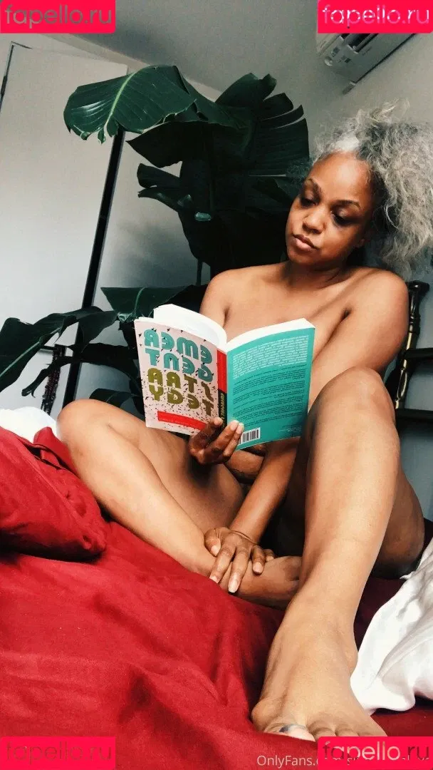 Sinnamon Love Onlyfans Photo Gallery 