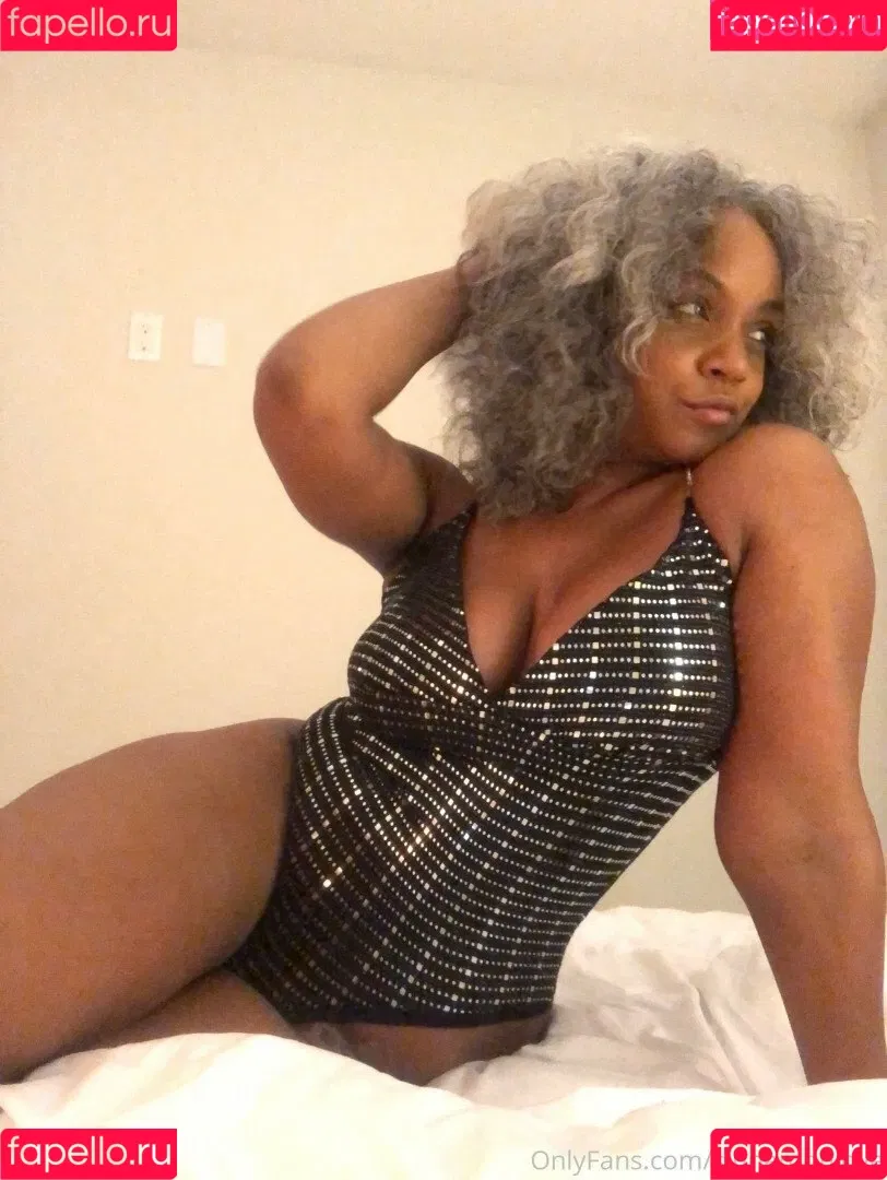 Sinnamon Love Onlyfans Photo Gallery 