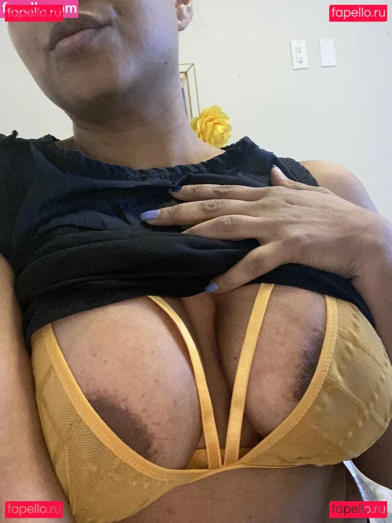 Sinnamon Love Onlyfans Photo Gallery 