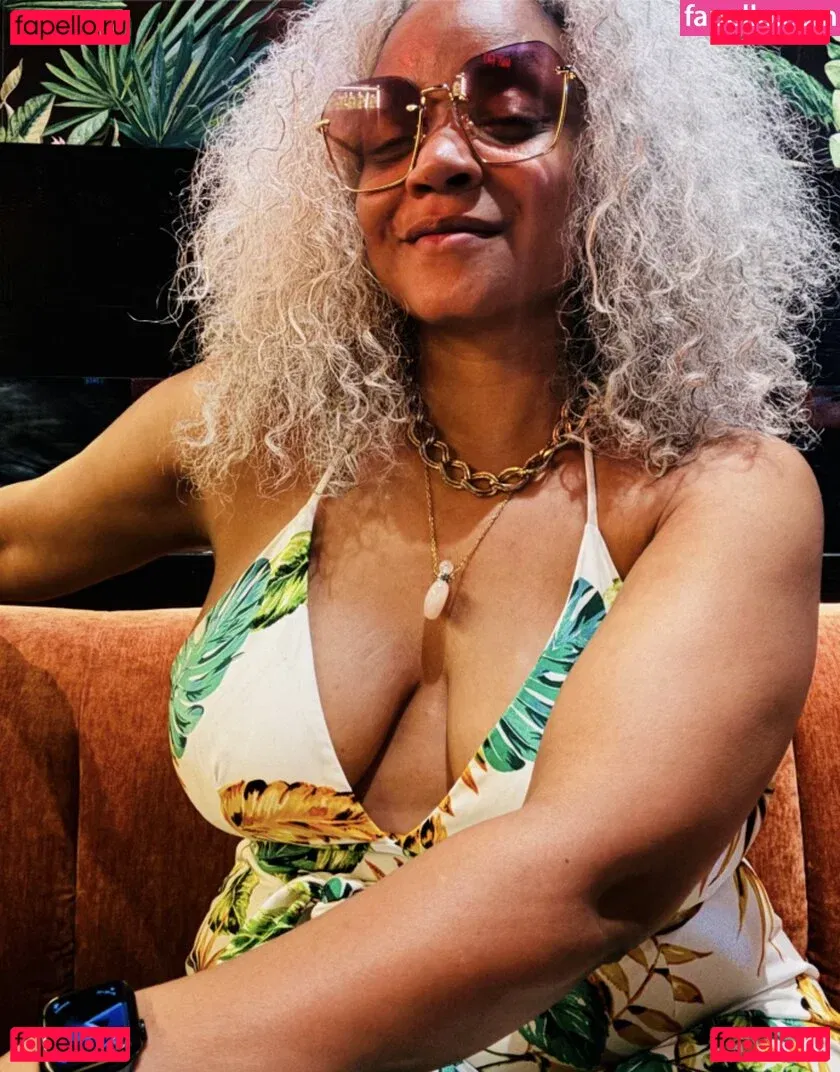 Sinnamon Love Onlyfans Photo Gallery 